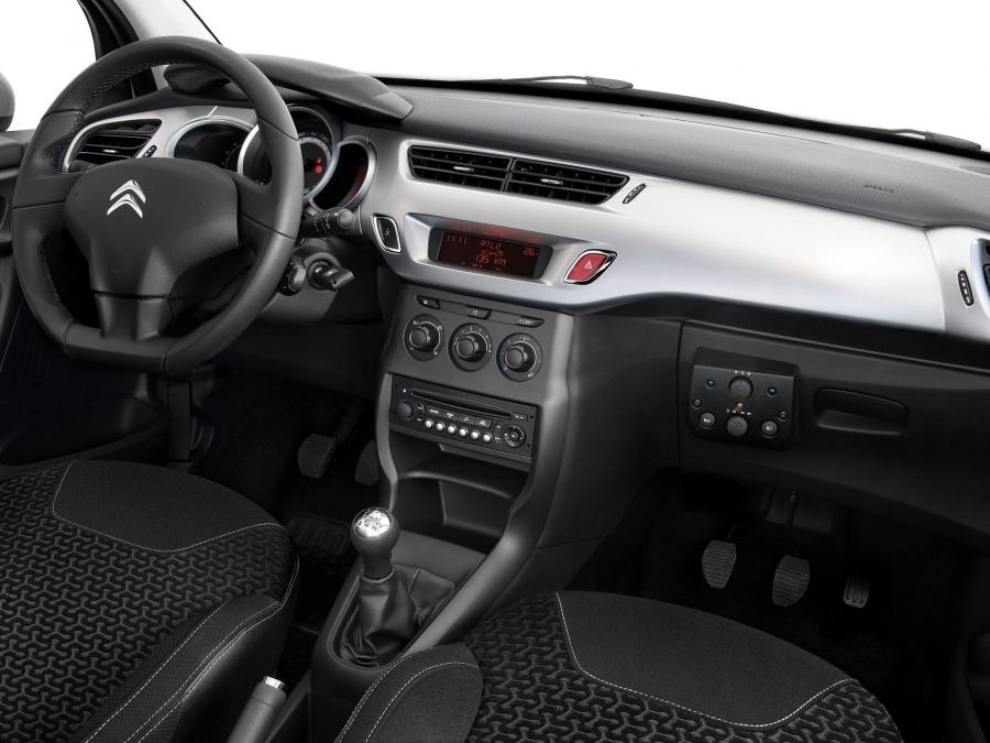  Citroen C3 Auto Ecole 2010 года  (фото 2 из 2)